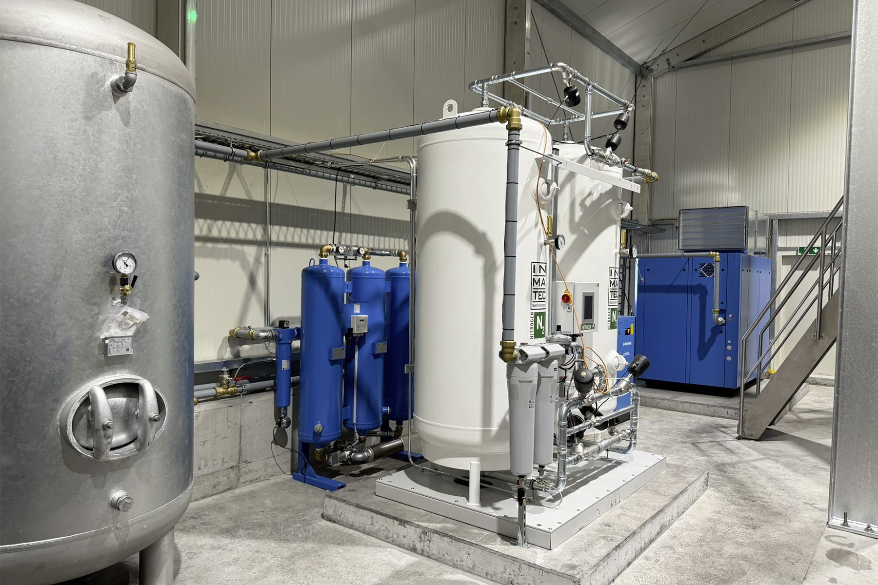 Moderne Druckluft- und Stickstoffanlage in der Kunststoffbranche
